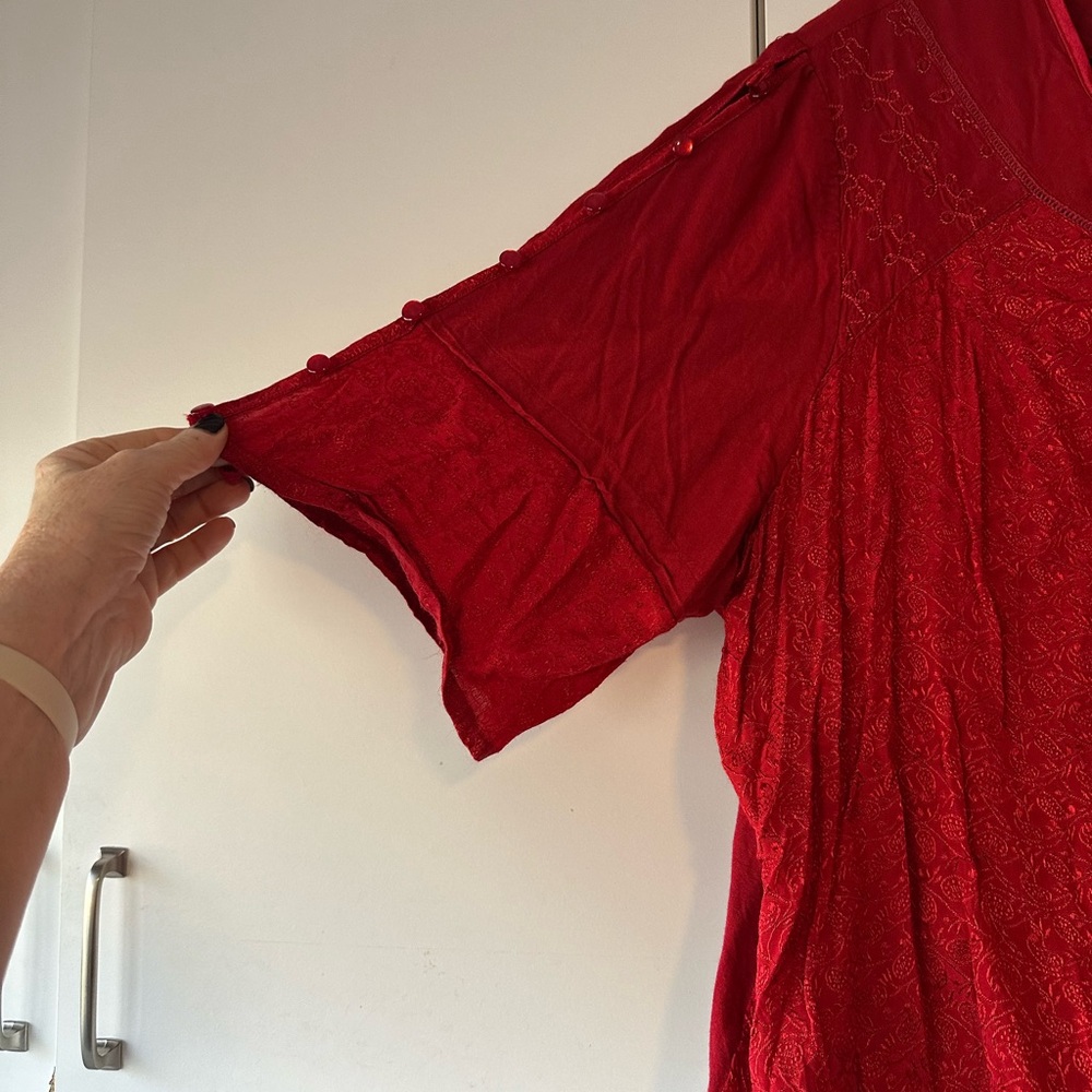 Studio 1940 Red Button-Detail Blouse - Picture 6 of 12